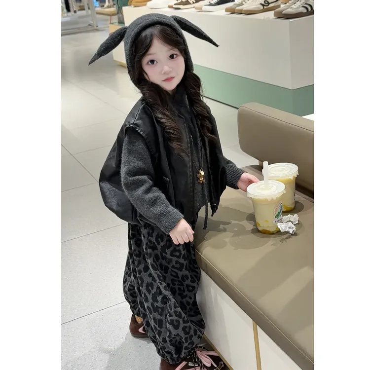 儿童连帽毛衣2025秋季新款小童套头帽衫纯色宝宝兔耳外套女洋气