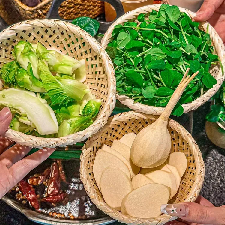 手工竹编圆形筐青菜蔬菜拼盘小吃碟火锅店特色餐具莴笋娃娃菜装盘