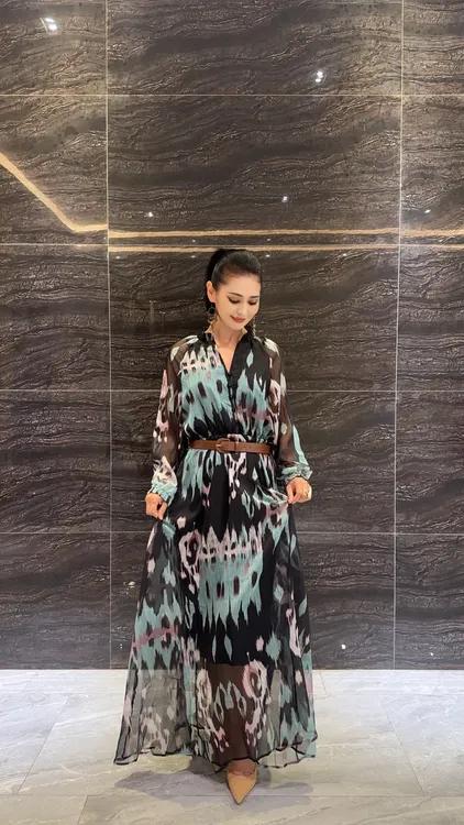 艾特莱斯裙子新疆美女的爱长度130