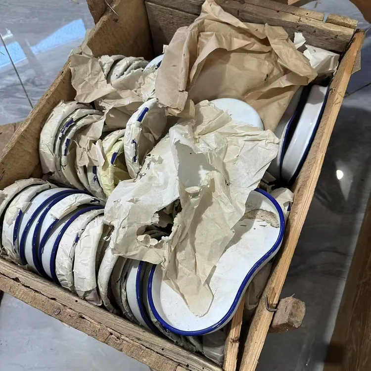 【545】60年代中号搪瓷托盘半圆形（长21宽13厚2.5）