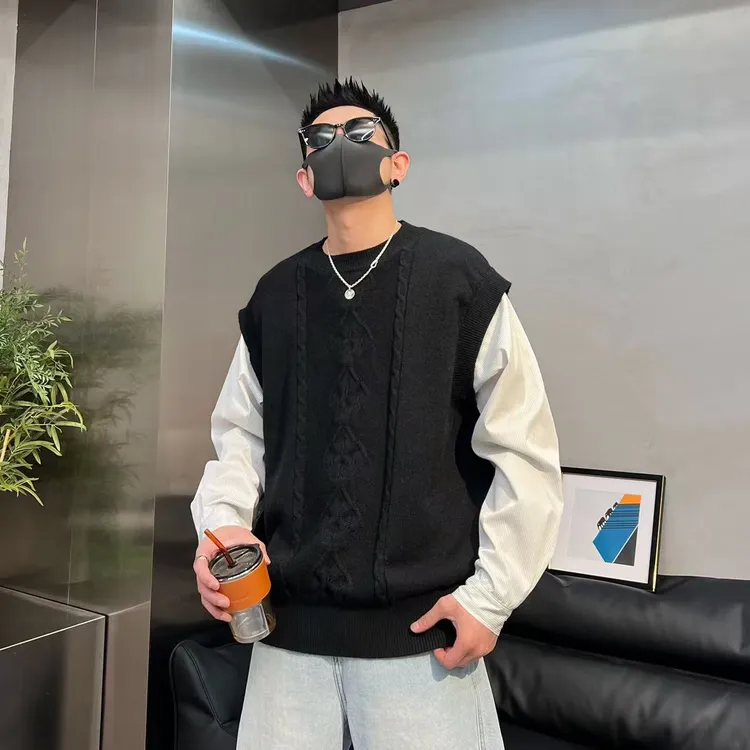 男款春季时尚高级感麻花纹理休闲圆领百搭条纹袖假两件镂空毛衣