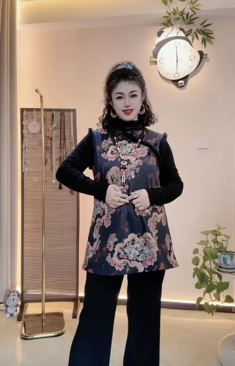 2026年新年款国风时尚斜襟马甲打底两件套