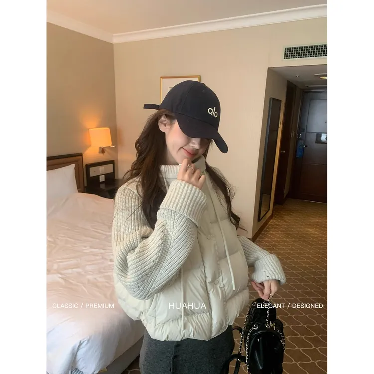 花花日记~韩系立领针织拼接袖冬季宽松新款时尚洋气百搭女装短款