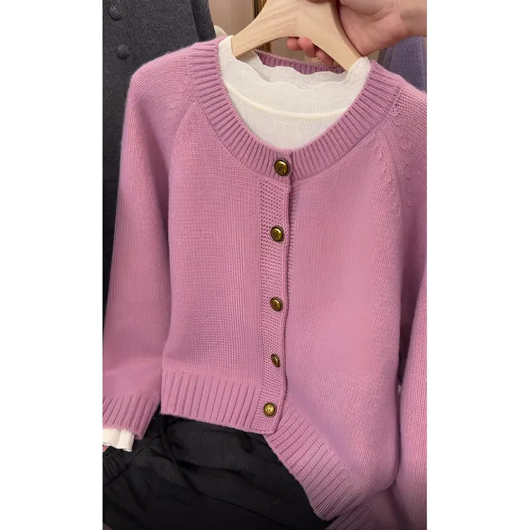 法式小香风粉色圆领针织开衫女2025秋冬新款独特巨好看长袖上衣