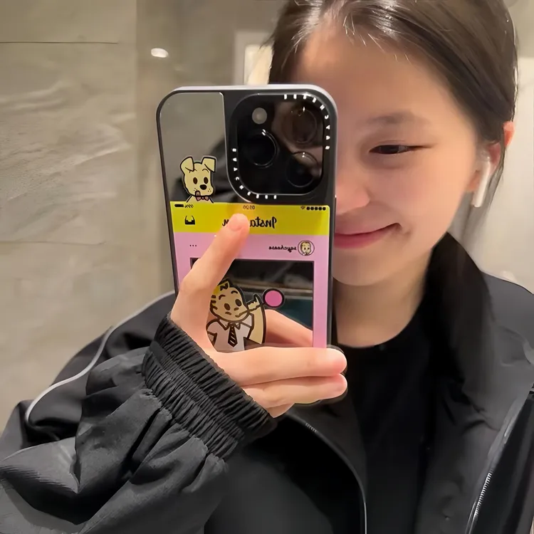 黄粉小狗适用苹果16手机壳13保护壳苹果iPhone15/14镜面12新款11