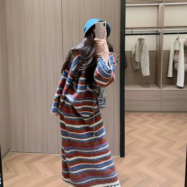 冬装套装半裙的条纹韩式韩版chic巨好看一整套慵懒新款2026秋冬