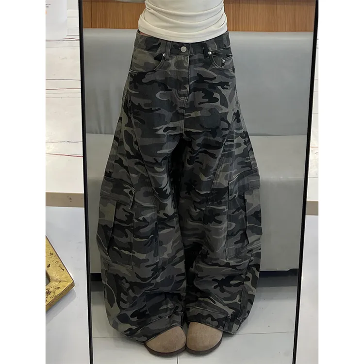 迷彩设计感复古弯刀显瘦牛仔裤女秋季新款宽松水洗百搭垂感阔腿裤