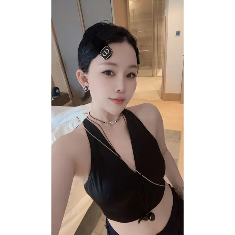 《好想好想醋酸美背》秋季8588背心吊带时尚性感美背女士挂脖打底