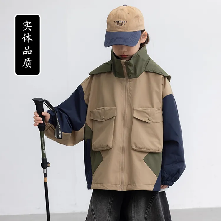 男童拼色外套春秋款2025新款儿童秋装冲锋衣大童秋季上衣酷帅韩系