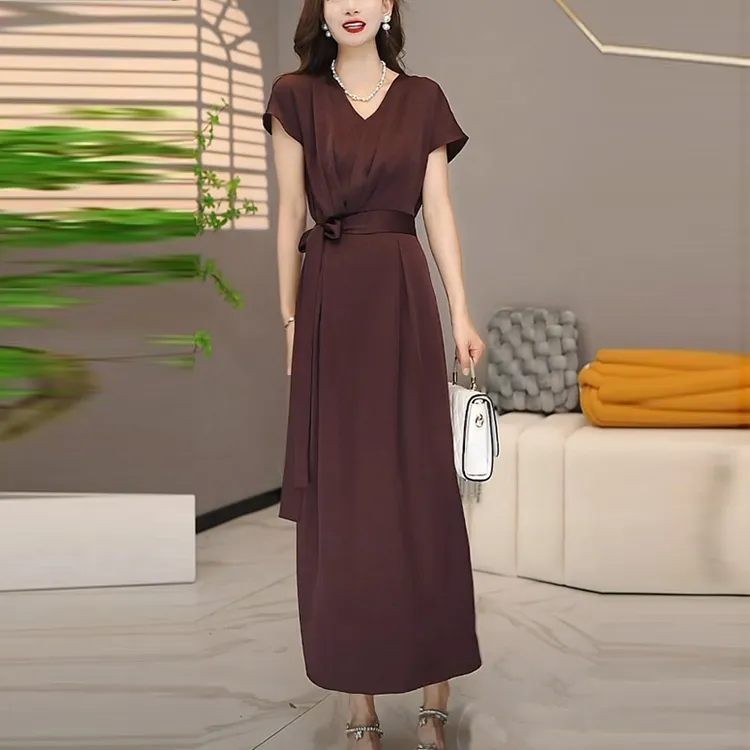 芙蓉缎洋气衣服女2025夏季新款短袖时尚显白高级感中长款连衣裙子