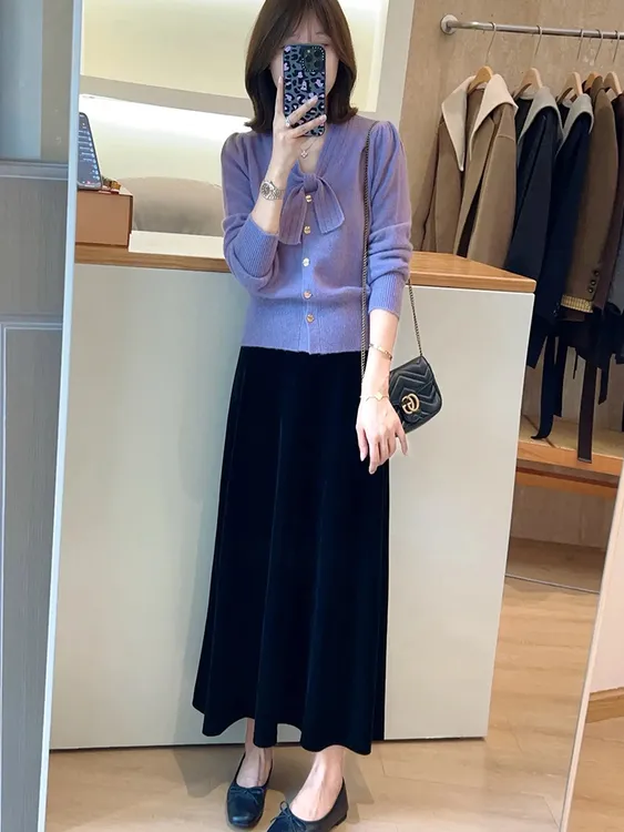 25年秋冬新款温柔风蝴蝶结领简约设计针织衫气质百搭通勤显瘦上衣