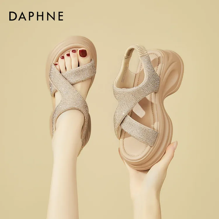 达芙妮2025夏季新款厚底运动凉鞋女款ins潮百搭一脚蹬休闲沙滩鞋