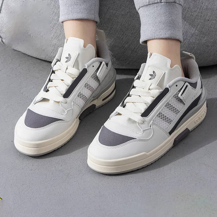 （断码处理）阿迪达斯男女防滑耐磨时尚百搭舒适休闲运动板鞋IG3761