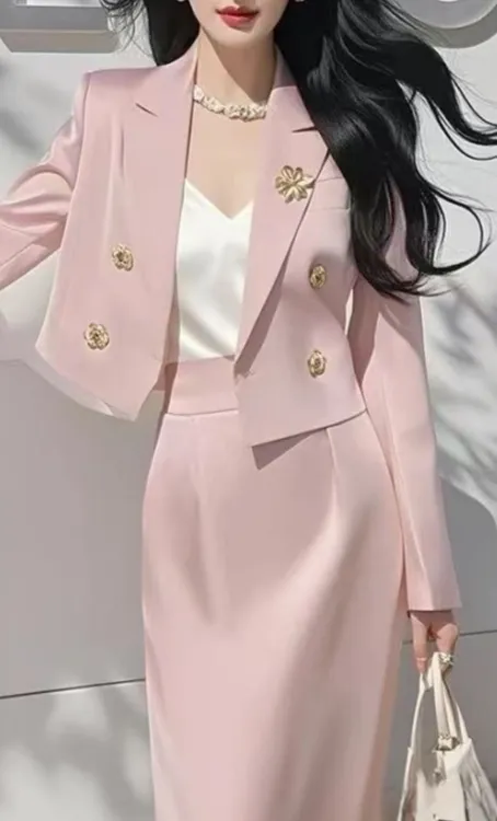 韩系氛围感穿搭套装轻奢高级感女人味小香风粉色外套半身裙