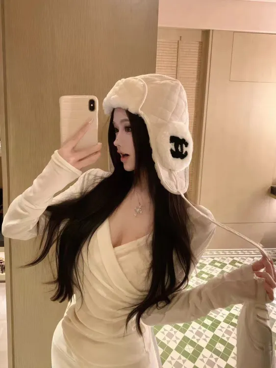 纯欲风辣妹气质V领抽褶设计长袖T恤女宽松上衣搭配显瘦休闲裤套装