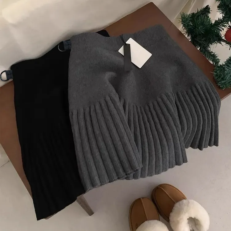 孕妇新款秋冬季加厚简约百褶裙针织羊毛无托腹可调节半身短裙外穿