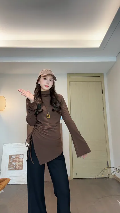 时尚孕妇秋冬磨毛高领抽绳设计喇叭长袖打底衫春秋内搭上衣女