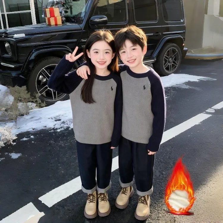 女童毛衣秋冬款2025新款加厚针织衫儿童冬季加绒套头兄妹装上衣潮