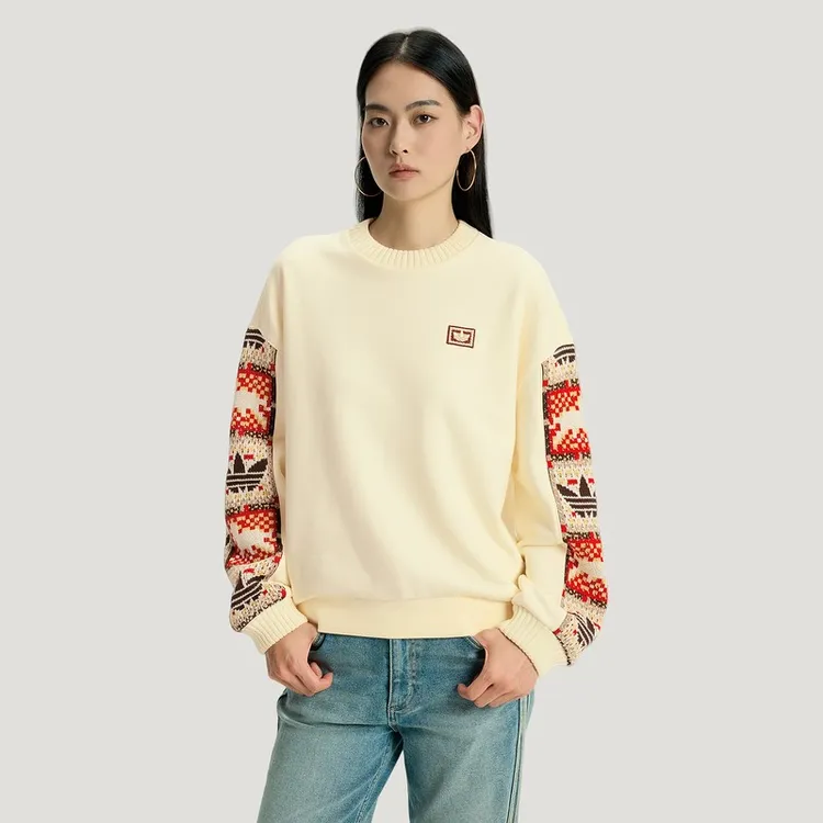 Adidas阿迪达斯女子新年休闲时尚卫衣IA8930