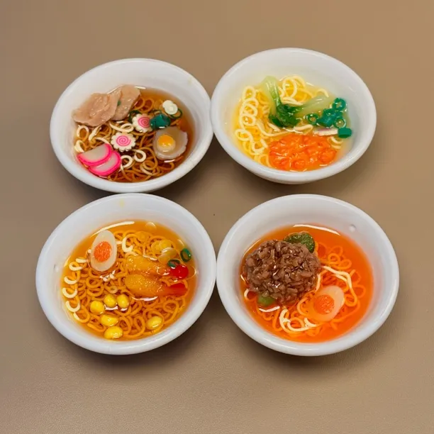 仿真凉皮蛋炒饭玩具小款仿真食物挂件炒饭炒河粉甜品钥匙扣冰箱贴