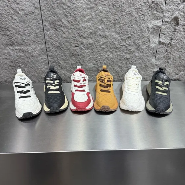 秋冬新款皮面拼接男士增高舒适时尚百搭休闲潮鞋运动鞋阿甘鞋