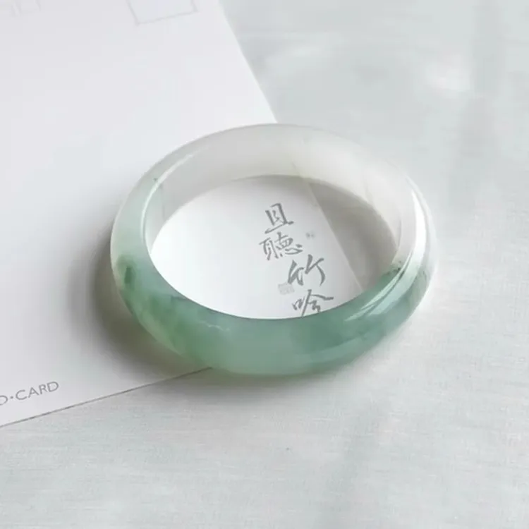 【无染色天然】带证书新疆天山翠手镯玉镯女款平安镯正品多样性发一