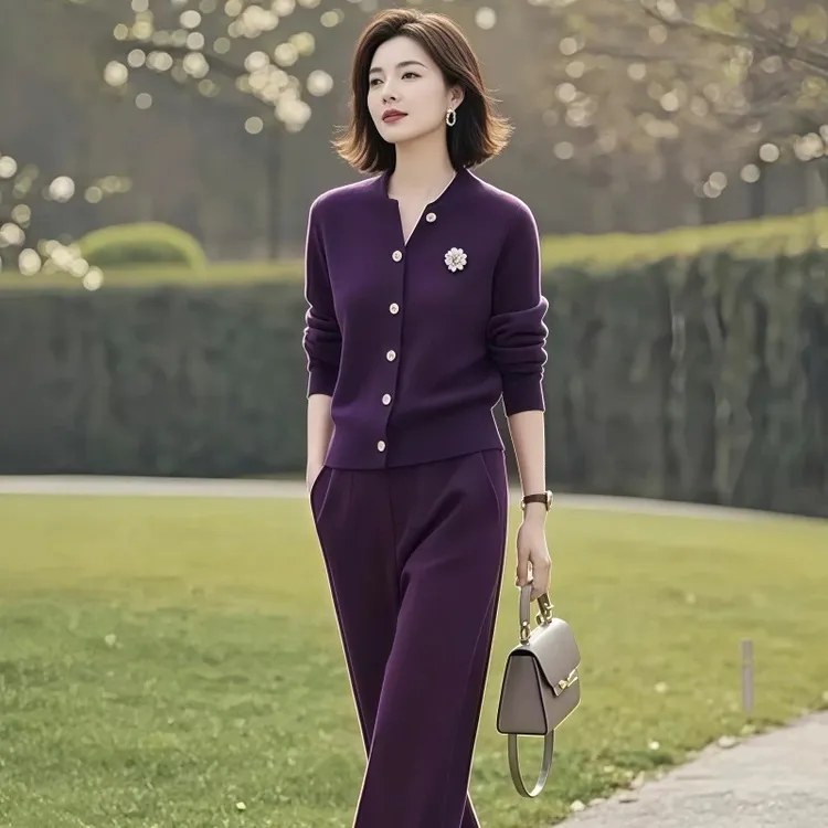 洋气减龄休闲时尚套装女春秋假两件条纹气质上衣宽松阔腿裤两件套
