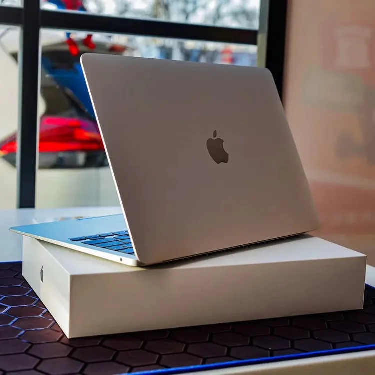 95新 Apple/苹果 超薄笔记本MacBookAir商务编程办公手提设计电脑