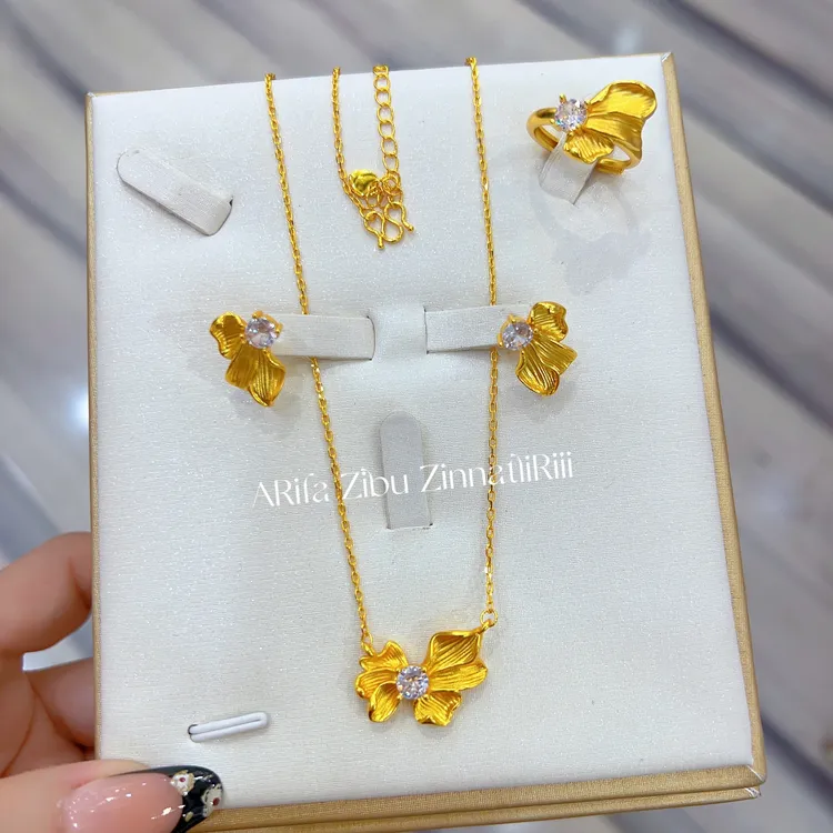 铜合金项链 新款时尚百搭气质古法三件套 项链 戒指 耳钉金色轻奢