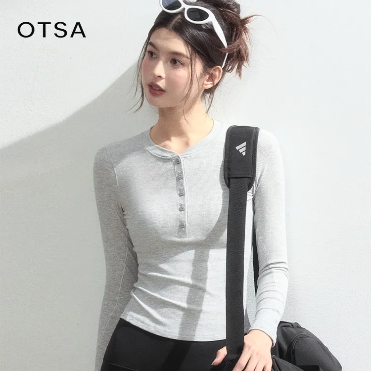 【OTSA】2025年半开领掐腰针织上衣女秋季单排扣柔软纯色长袖T恤