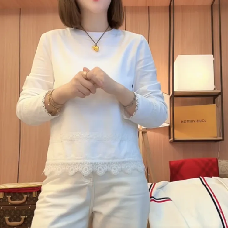 设计感圆领长袖T恤女2025春夏新款白色蕾丝花边上衣洋气漂亮小衫