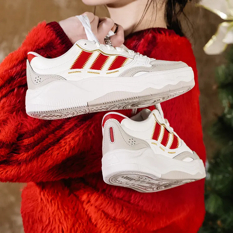 Adidas阿迪达斯马年国潮新年款板鞋男女鞋增高运动休闲鞋子KH9021