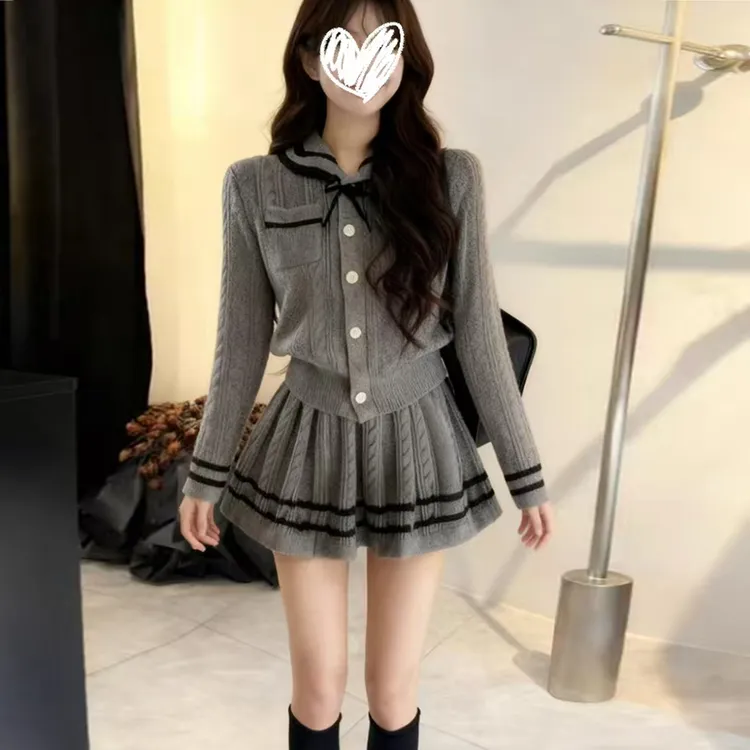 韩系学院风灰色针织套装女秋冬季2026新款毛衣连衣裙巨好看穿搭