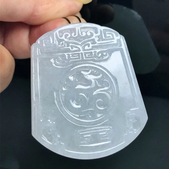 缅甸天然翡翠A货，冰润仿古龙平安无事牌吊坠生意兴隆官方正品玉坠