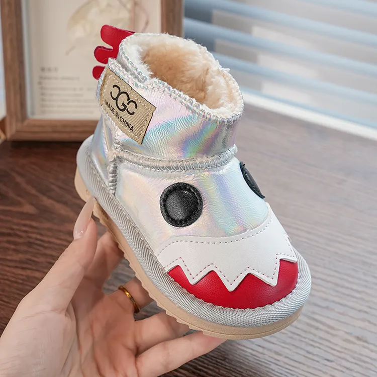 儿童雪地靴皮毛一体防水冬季男女童宝宝短靴子小童雪地棉冬软皮