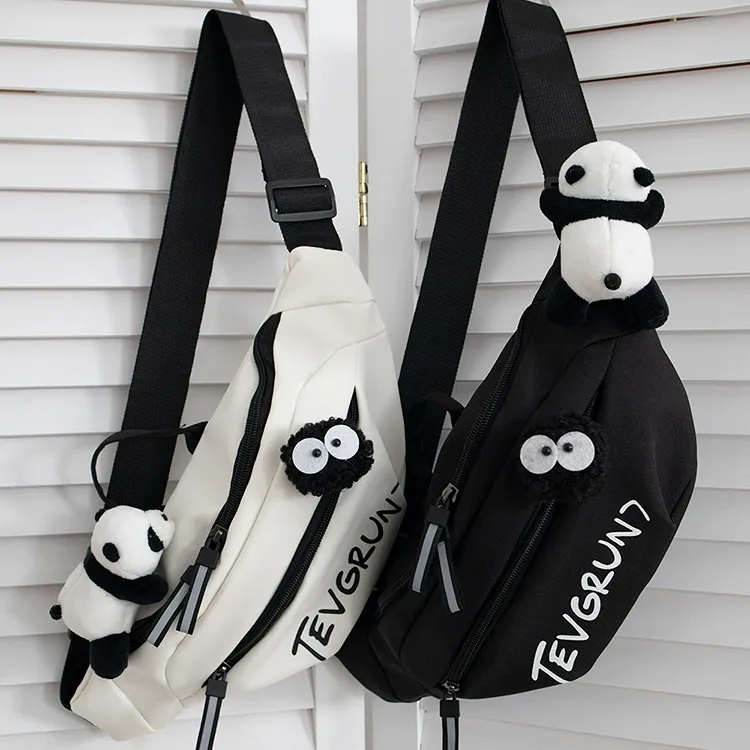 斜挎包男款潮流胸包男士背包腰包运动单肩包手机女生化妆包TFM