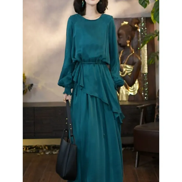 时尚高级感裙套装2025秋季新款不规则设计感显瘦纯色衬衫+背心裙