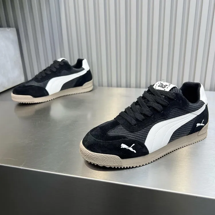 【香港DcSU&Shoes官方正品】耐磨纯色时尚轻便韩版运动休闲板鞋