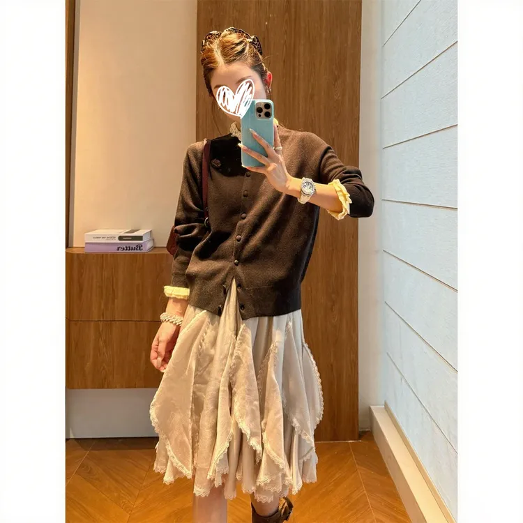 「秋野花集」秋季新款立体小花拼接木耳边长袖针织开衫