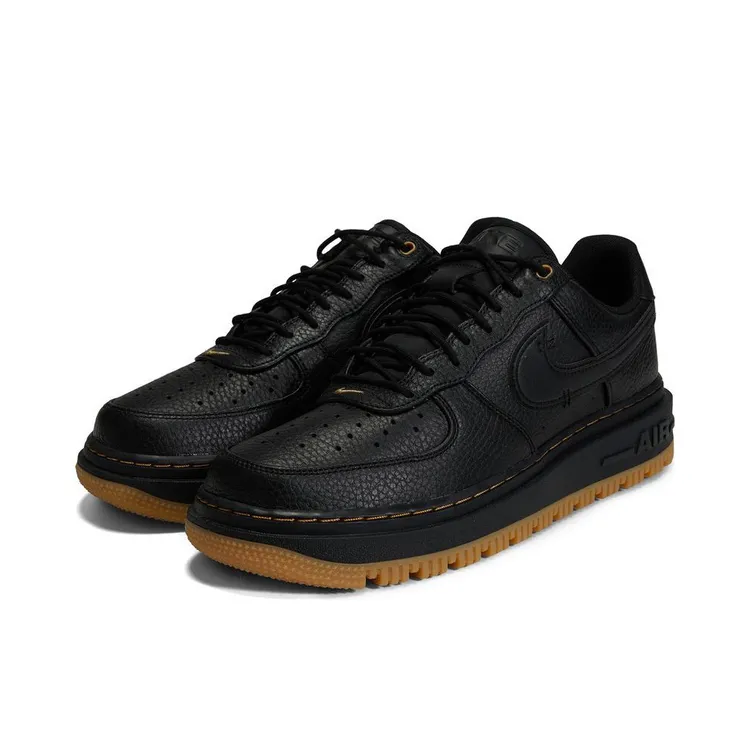 NIKE耐克男子AIR FORCE 1 LUXE休闲鞋DB4109-001