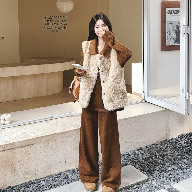 美拉德穿搭ootd针织套装女2025秋冬新款毛毛马甲上衣阔腿裤三件套