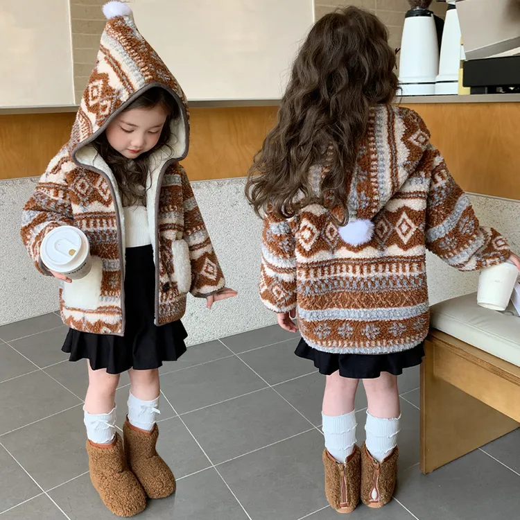 女童加绒外套2025春秋款儿童韩版卡通上衣宝宝休闲百搭棉服大衣