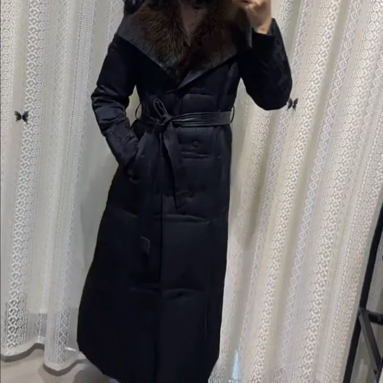 2025冬季新款潮流韩版爆款网红中长款外套iruru1