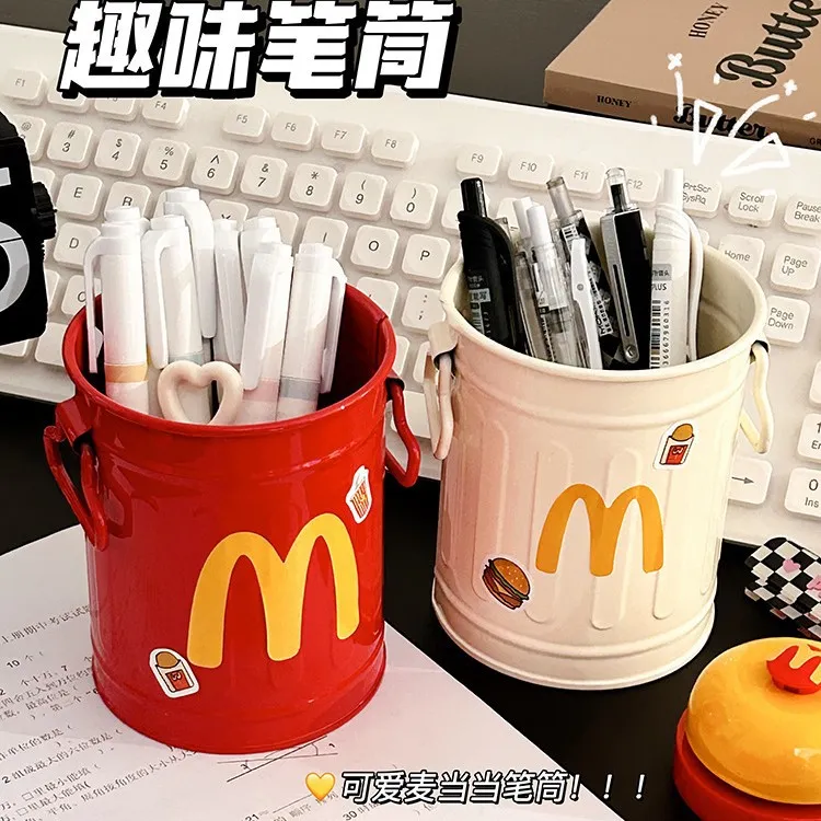 美式复古铁艺DIY摆件高颜值创意麦门笔筒学生桌面文具收纳小铁桶
