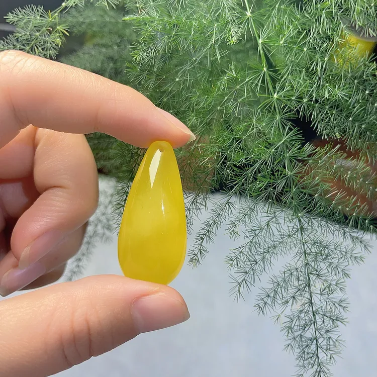 蜜蜡水滴双面鸡油黄