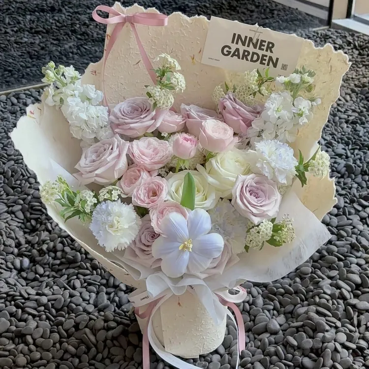 全国同城小时达高级定制曼塔混搭鲜花花束送老婆女友礼物鲜花速递