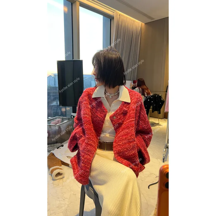 【AYOBE】小贤    羊毛鲜亮醒目色彩90白鸭绒外套