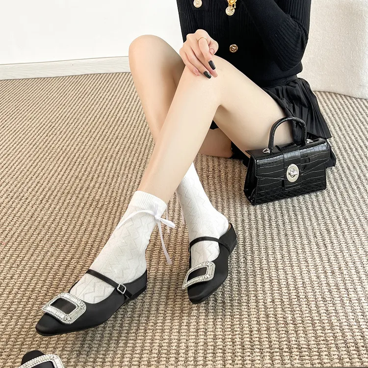 缎面水钻方扣内增高女单鞋不累脚鞋子女夏季外穿凉鞋一字带包头拖