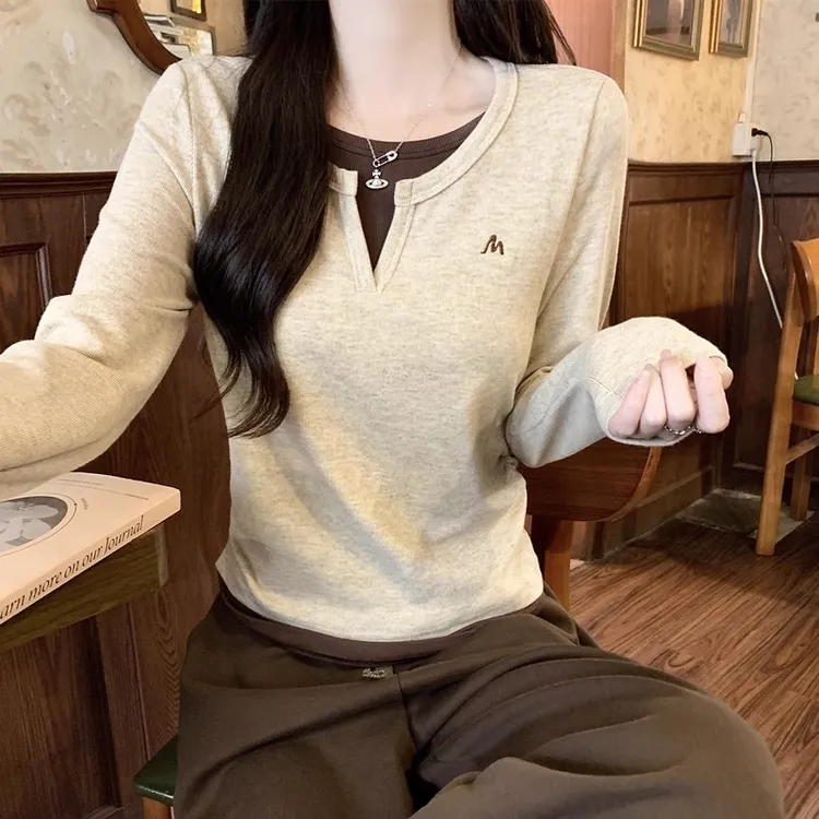  黑色假两件长袖T恤女2025秋冬新款微胖mm遮肚修身显瘦打底衫上衣