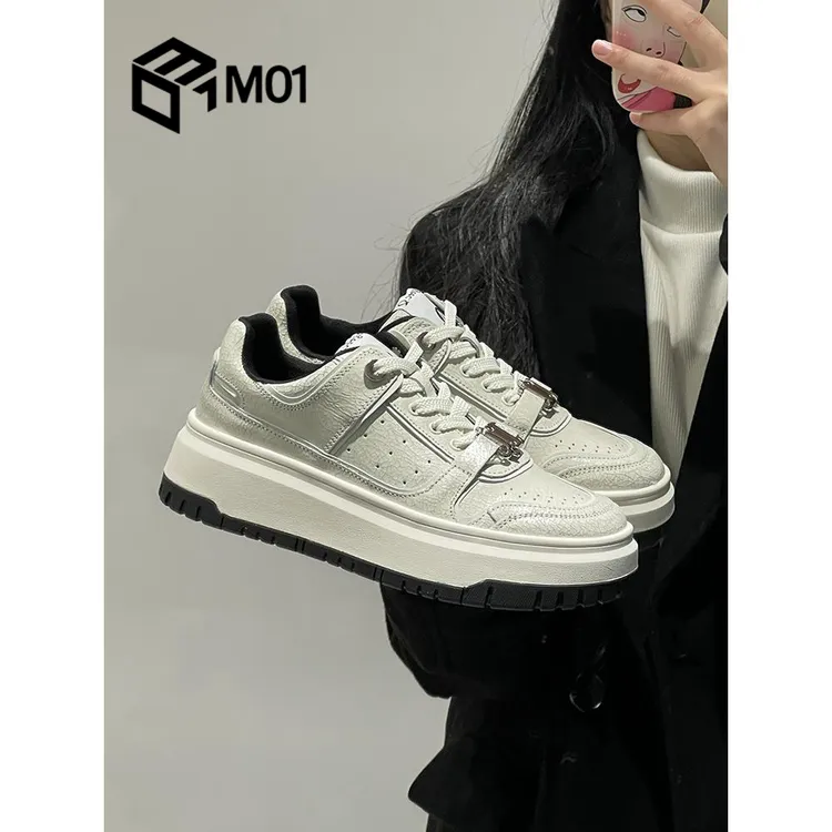 M01明星同款厚底增高爆裂纹板鞋女春季新款百搭小白鞋运动休闲鞋